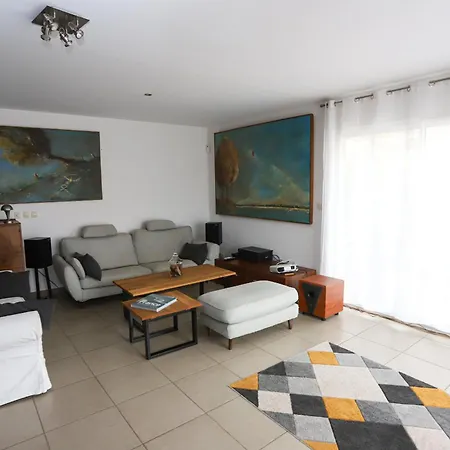 Villa Cyprien Jolie Climatisee Avec Piscine Et Jardin